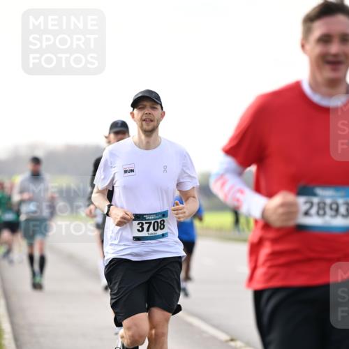 12.04.2026 - 45. Internationalen Wilhelmsburger Insellauf Dr. Thomas Lammeyer http://msf.ph/oto/9441604 12.04.2026 10:08:49 Laufen 3708, 2893 meine-sportfotos.de
