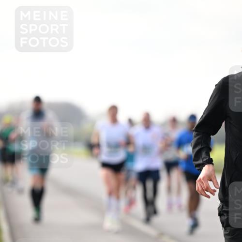 12.04.2026 - 45. Internationalen Wilhelmsburger Insellauf Dr. Thomas Lammeyer http://msf.ph/oto/9441629 12.04.2026 10:08:52 Laufen  meine-sportfotos.de