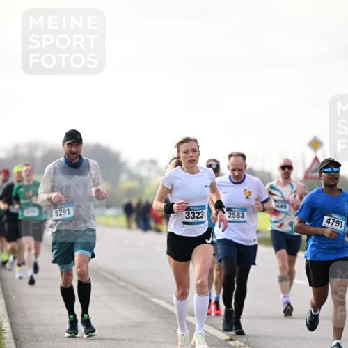 12.04.2026 - 45. Internationalen Wilhelmsburger Insellauf Dr. Thomas Lammeyer http://msf.ph/oto/9441636 12.04.2026 10:08:53 Laufen 5291, 3323, 2583, 1449, 4791 meine-sportfotos.de
