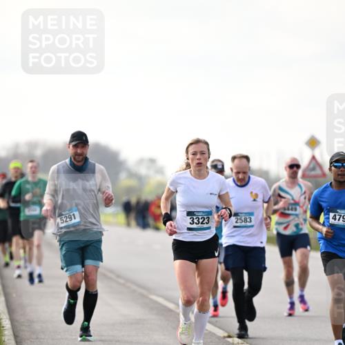 12.04.2026 - 45. Internationalen Wilhelmsburger Insellauf Dr. Thomas Lammeyer http://msf.ph/oto/9441638 12.04.2026 10:08:54 Laufen 5291, 3323, 2583, 479 meine-sportfotos.de