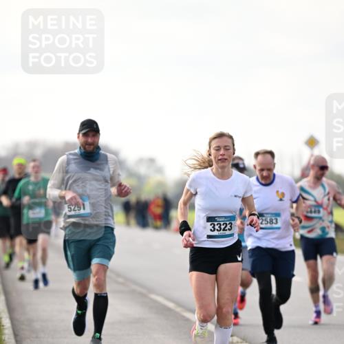 12.04.2026 - 45. Internationalen Wilhelmsburger Insellauf Dr. Thomas Lammeyer http://msf.ph/oto/9441643 12.04.2026 10:08:54 Laufen 5291, 3323, 2583 meine-sportfotos.de
