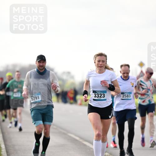 12.04.2026 - 45. Internationalen Wilhelmsburger Insellauf Dr. Thomas Lammeyer http://msf.ph/oto/9441644 12.04.2026 10:08:54 Laufen 5291, 3323, 2583 meine-sportfotos.de