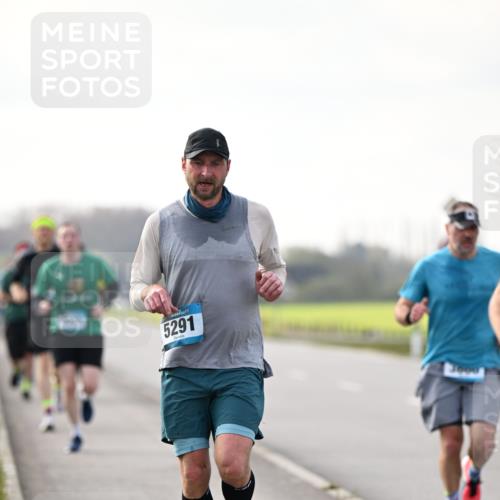 12.04.2026 - 45. Internationalen Wilhelmsburger Insellauf Dr. Thomas Lammeyer http://msf.ph/oto/9441657 12.04.2026 10:08:56 Laufen 5291, 3000 meine-sportfotos.de