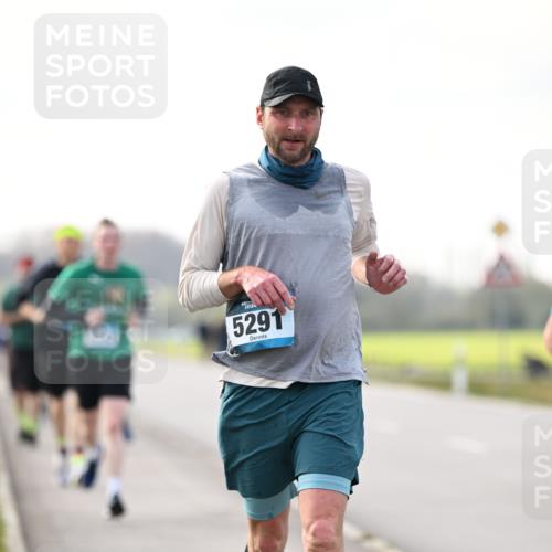 12.04.2026 - 45. Internationalen Wilhelmsburger Insellauf Dr. Thomas Lammeyer http://msf.ph/oto/9441664 12.04.2026 10:08:57 Laufen 5291 meine-sportfotos.de