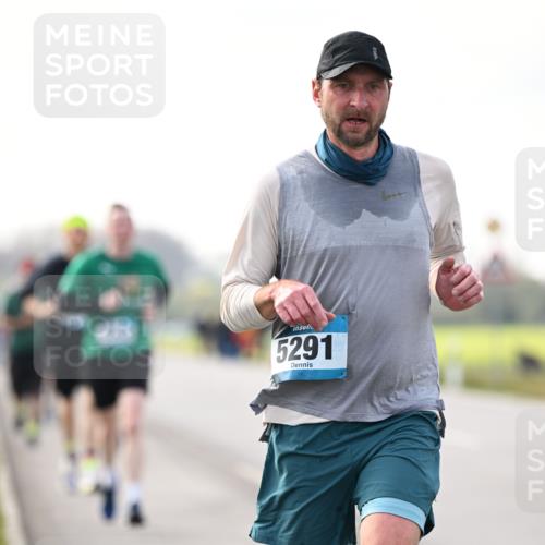 12.04.2026 - 45. Internationalen Wilhelmsburger Insellauf Dr. Thomas Lammeyer http://msf.ph/oto/9441669 12.04.2026 10:08:58 Laufen 5291 meine-sportfotos.de
