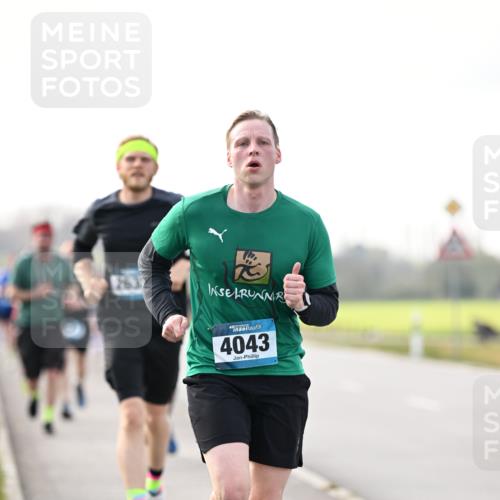 12.04.2026 - 45. Internationalen Wilhelmsburger Insellauf Dr. Thomas Lammeyer http://msf.ph/oto/9441687 12.04.2026 10:09:01 Laufen 2632, 4043 meine-sportfotos.de