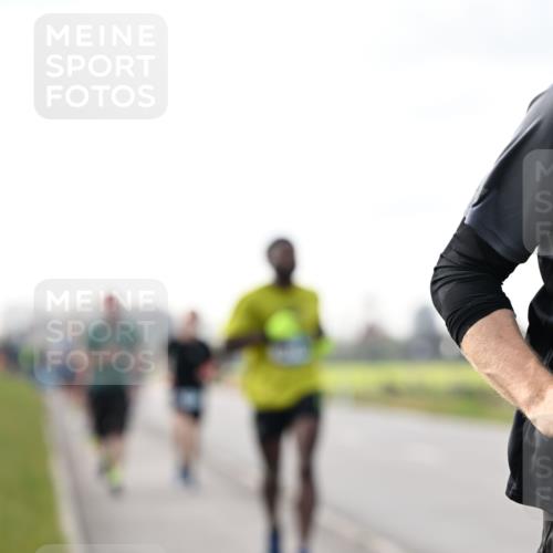 12.04.2026 - 45. Internationalen Wilhelmsburger Insellauf Dr. Thomas Lammeyer http://msf.ph/oto/9441710 12.04.2026 10:09:05 Laufen  meine-sportfotos.de