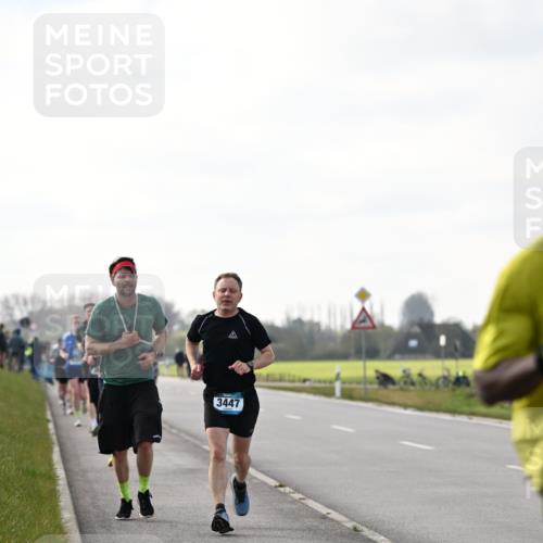 12.04.2026 - 45. Internationalen Wilhelmsburger Insellauf Dr. Thomas Lammeyer http://msf.ph/oto/9441722 12.04.2026 10:09:07 Laufen 3447 meine-sportfotos.de