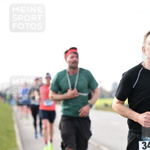 12.04.2026 - 45. Internationalen Wilhelmsburger Insellauf Dr. Thomas Lammeyer http://msf.ph/oto/9441749 12.04.2026 10:09:11 Laufen 45, 34 meine-sportfotos.de