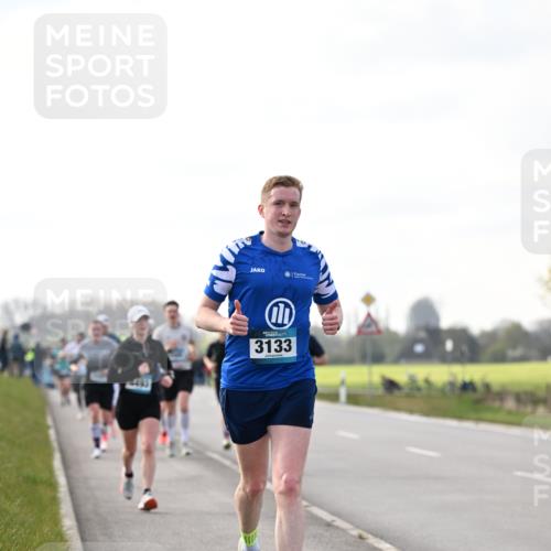 12.04.2026 - 45. Internationalen Wilhelmsburger Insellauf Dr. Thomas Lammeyer http://msf.ph/oto/9441790 12.04.2026 10:09:17 Laufen 4493, 3133 meine-sportfotos.de