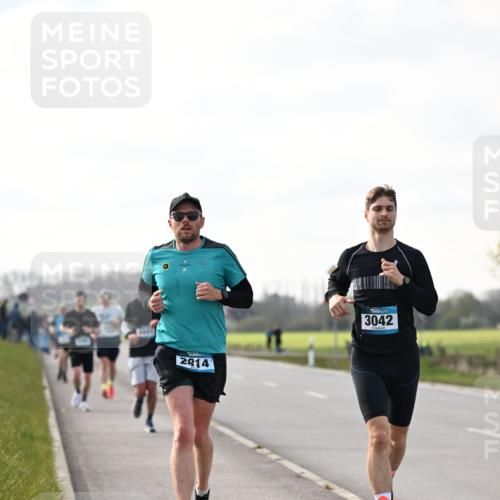 12.04.2026 - 45. Internationalen Wilhelmsburger Insellauf Dr. Thomas Lammeyer http://msf.ph/oto/9441878 12.04.2026 10:09:35 Laufen 2814, 3042 meine-sportfotos.de