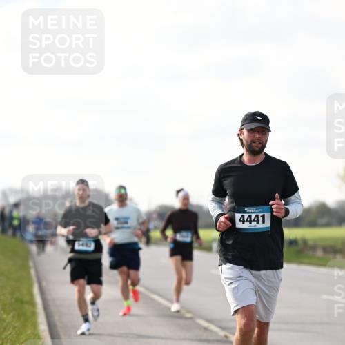 12.04.2026 - 45. Internationalen Wilhelmsburger Insellauf Dr. Thomas Lammeyer http://msf.ph/oto/9441904 12.04.2026 10:09:40 Laufen 4441 meine-sportfotos.de