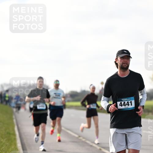 12.04.2026 - 45. Internationalen Wilhelmsburger Insellauf Dr. Thomas Lammeyer http://msf.ph/oto/9441906 12.04.2026 10:09:40 Laufen 3, 430, 4441 meine-sportfotos.de