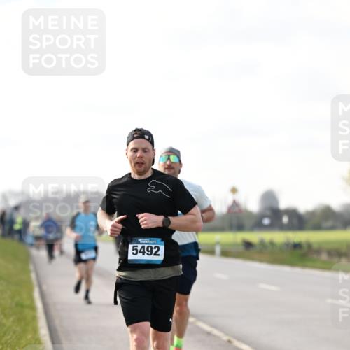 12.04.2026 - 45. Internationalen Wilhelmsburger Insellauf Dr. Thomas Lammeyer http://msf.ph/oto/9441919 12.04.2026 10:09:42 Laufen 5492 meine-sportfotos.de