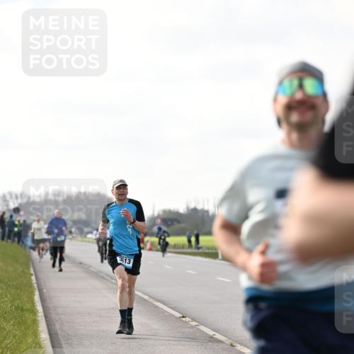 12.04.2026 - 45. Internationalen Wilhelmsburger Insellauf Dr. Thomas Lammeyer http://msf.ph/oto/9441934 12.04.2026 10:09:45 Laufen 3613 meine-sportfotos.de
