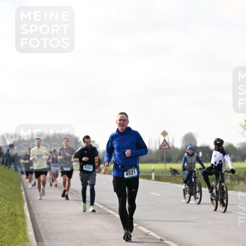 12.04.2026 - 45. Internationalen Wilhelmsburger Insellauf Dr. Thomas Lammeyer http://msf.ph/oto/9441962 12.04.2026 10:09:54 Laufen 4555, 4521 meine-sportfotos.de