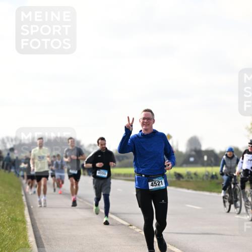 12.04.2026 - 45. Internationalen Wilhelmsburger Insellauf Dr. Thomas Lammeyer http://msf.ph/oto/9441967 12.04.2026 10:09:55 Laufen 4555, 4521 meine-sportfotos.de