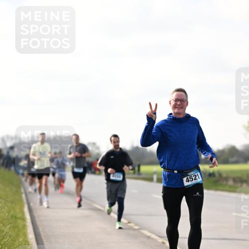 12.04.2026 - 45. Internationalen Wilhelmsburger Insellauf Dr. Thomas Lammeyer http://msf.ph/oto/9441971 12.04.2026 10:09:56 Laufen 4521 meine-sportfotos.de