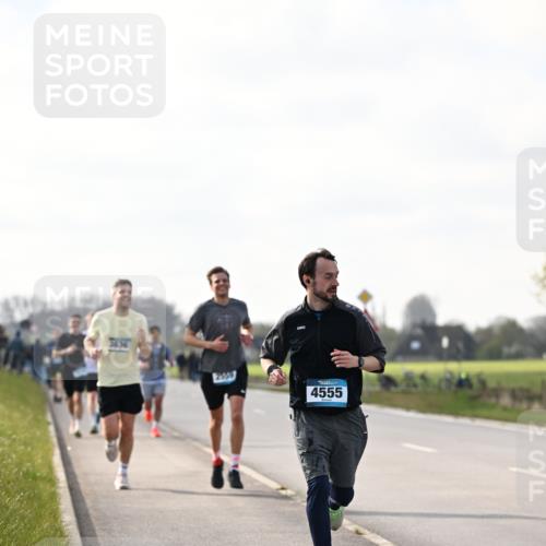 12.04.2026 - 45. Internationalen Wilhelmsburger Insellauf Dr. Thomas Lammeyer http://msf.ph/oto/9441979 12.04.2026 10:09:58 Laufen 3636, 2569, 4555 meine-sportfotos.de
