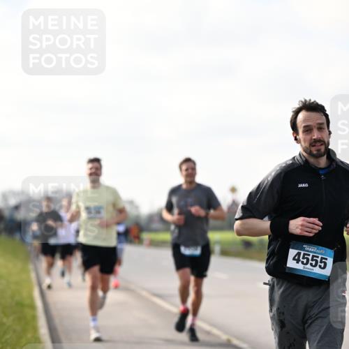 12.04.2026 - 45. Internationalen Wilhelmsburger Insellauf Dr. Thomas Lammeyer http://msf.ph/oto/9441986 12.04.2026 10:10:00 Laufen 4555 meine-sportfotos.de