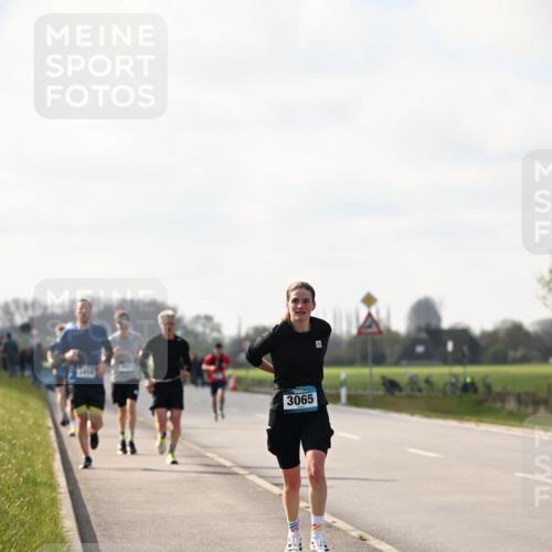 12.04.2026 - 45. Internationalen Wilhelmsburger Insellauf Dr. Thomas Lammeyer http://msf.ph/oto/9442039 12.04.2026 10:10:10 Laufen 3065 meine-sportfotos.de