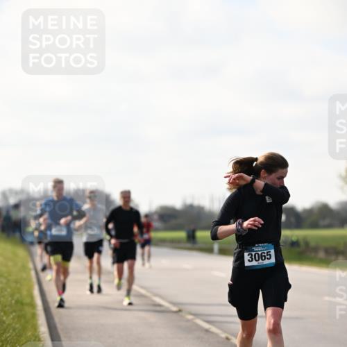 12.04.2026 - 45. Internationalen Wilhelmsburger Insellauf Dr. Thomas Lammeyer http://msf.ph/oto/9442049 12.04.2026 10:10:11 Laufen 3065 meine-sportfotos.de