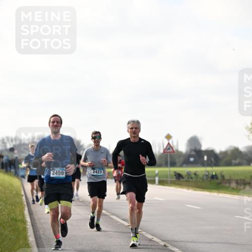 12.04.2026 - 45. Internationalen Wilhelmsburger Insellauf Dr. Thomas Lammeyer http://msf.ph/oto/9442055 12.04.2026 10:10:14 Laufen 2459, 2423 meine-sportfotos.de