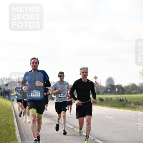 12.04.2026 - 45. Internationalen Wilhelmsburger Insellauf Dr. Thomas Lammeyer http://msf.ph/oto/9442059 12.04.2026 10:10:14 Laufen 2459, 2423 meine-sportfotos.de
