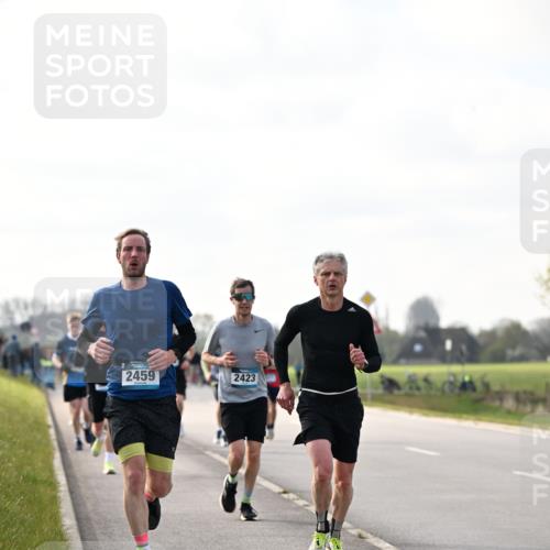 12.04.2026 - 45. Internationalen Wilhelmsburger Insellauf Dr. Thomas Lammeyer http://msf.ph/oto/9442060 12.04.2026 10:10:14 Laufen 2459, 2423 meine-sportfotos.de