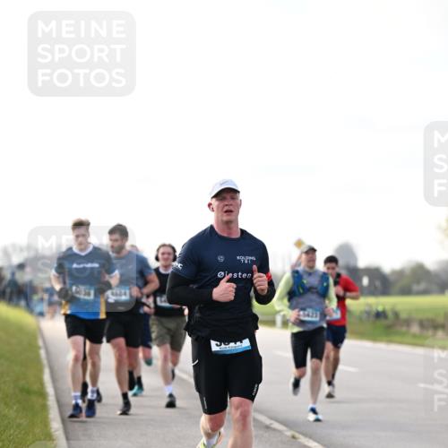 12.04.2026 - 45. Internationalen Wilhelmsburger Insellauf Dr. Thomas Lammeyer http://msf.ph/oto/9442077 12.04.2026 10:10:19 Laufen 4884 meine-sportfotos.de