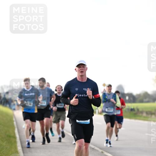12.04.2026 - 45. Internationalen Wilhelmsburger Insellauf Dr. Thomas Lammeyer http://msf.ph/oto/9442078 12.04.2026 10:10:19 Laufen 1423 meine-sportfotos.de