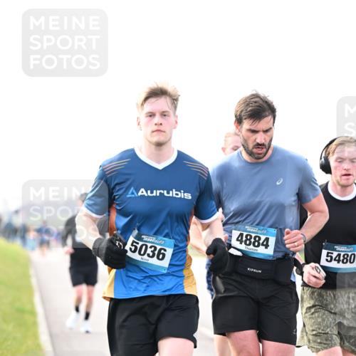 12.04.2026 - 45. Internationalen Wilhelmsburger Insellauf Dr. Thomas Lammeyer http://msf.ph/oto/9442095 12.04.2026 10:10:23 Laufen 4, 5036, 4884, 5480 meine-sportfotos.de