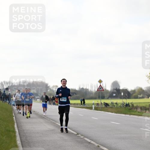 12.04.2026 - 45. Internationalen Wilhelmsburger Insellauf Dr. Thomas Lammeyer http://msf.ph/oto/9442144 12.04.2026 10:10:46 Laufen 5710 meine-sportfotos.de