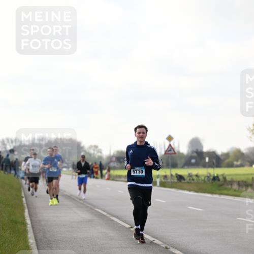 12.04.2026 - 45. Internationalen Wilhelmsburger Insellauf Dr. Thomas Lammeyer http://msf.ph/oto/9442155 12.04.2026 10:10:47 Laufen 5710 meine-sportfotos.de