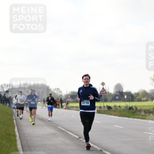 12.04.2026 - 45. Internationalen Wilhelmsburger Insellauf Dr. Thomas Lammeyer http://msf.ph/oto/9442156 12.04.2026 10:10:48 Laufen 5710 meine-sportfotos.de