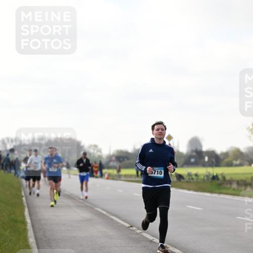 12.04.2026 - 45. Internationalen Wilhelmsburger Insellauf Dr. Thomas Lammeyer http://msf.ph/oto/9442159 12.04.2026 10:10:48 Laufen 710 meine-sportfotos.de