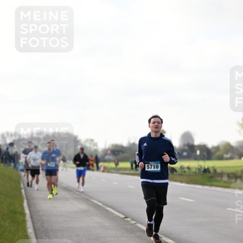 12.04.2026 - 45. Internationalen Wilhelmsburger Insellauf Dr. Thomas Lammeyer http://msf.ph/oto/9442160 12.04.2026 10:10:48 Laufen 5710 meine-sportfotos.de