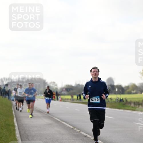 12.04.2026 - 45. Internationalen Wilhelmsburger Insellauf Dr. Thomas Lammeyer http://msf.ph/oto/9442162 12.04.2026 10:10:48 Laufen 5710 meine-sportfotos.de