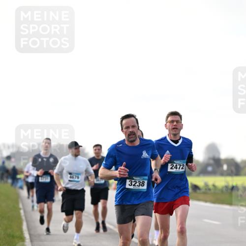 12.04.2026 - 45. Internationalen Wilhelmsburger Insellauf Dr. Thomas Lammeyer http://msf.ph/oto/9442184 12.04.2026 10:10:55 Laufen 3238, 2472 meine-sportfotos.de