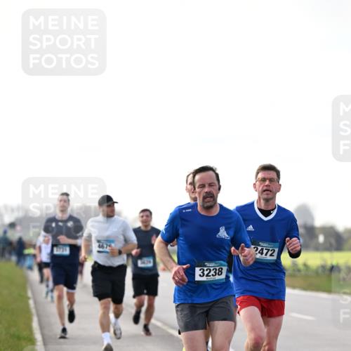 12.04.2026 - 45. Internationalen Wilhelmsburger Insellauf Dr. Thomas Lammeyer http://msf.ph/oto/9442186 12.04.2026 10:10:55 Laufen 3238, 2472 meine-sportfotos.de