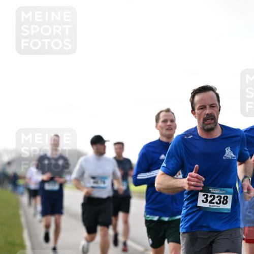 12.04.2026 - 45. Internationalen Wilhelmsburger Insellauf Dr. Thomas Lammeyer http://msf.ph/oto/9442195 12.04.2026 10:10:56 Laufen 3238 meine-sportfotos.de