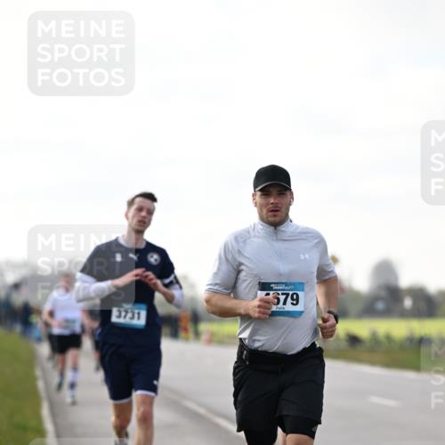 12.04.2026 - 45. Internationalen Wilhelmsburger Insellauf Dr. Thomas Lammeyer http://msf.ph/oto/9442207 12.04.2026 10:10:58 Laufen 3731, 379 meine-sportfotos.de