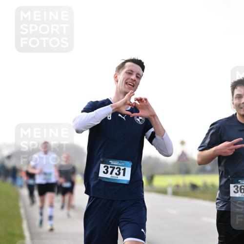 12.04.2026 - 45. Internationalen Wilhelmsburger Insellauf Dr. Thomas Lammeyer http://msf.ph/oto/9442218 12.04.2026 10:11:00 Laufen 3731, 45, 36 meine-sportfotos.de