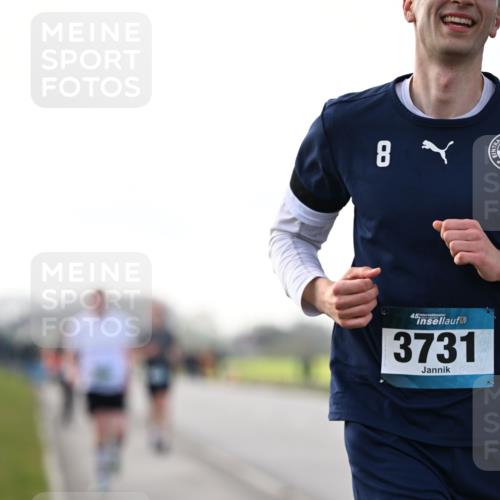 12.04.2026 - 45. Internationalen Wilhelmsburger Insellauf Dr. Thomas Lammeyer http://msf.ph/oto/9442227 12.04.2026 10:11:02 Laufen 8, 45, 3731 meine-sportfotos.de