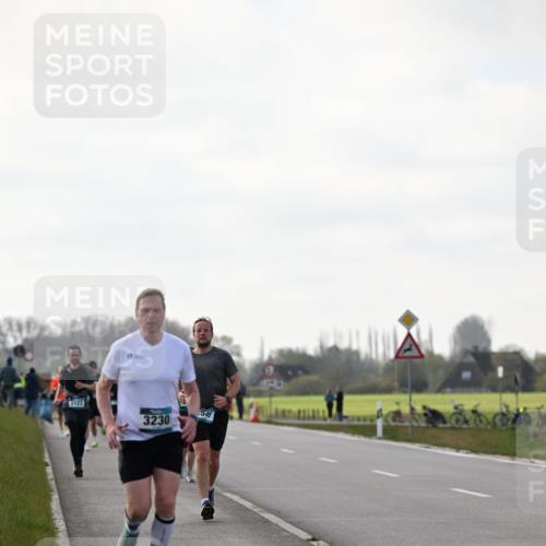 12.04.2026 - 45. Internationalen Wilhelmsburger Insellauf Dr. Thomas Lammeyer http://msf.ph/oto/9442233 12.04.2026 10:11:03 Laufen 2123, 3230, 2541 meine-sportfotos.de
