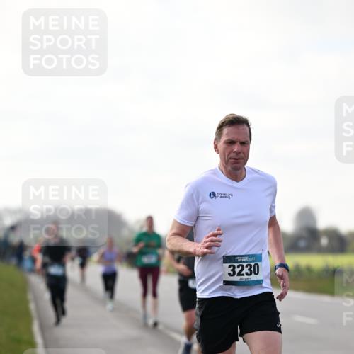 12.04.2026 - 45. Internationalen Wilhelmsburger Insellauf Dr. Thomas Lammeyer http://msf.ph/oto/9442249 12.04.2026 10:11:06 Laufen 3230 meine-sportfotos.de