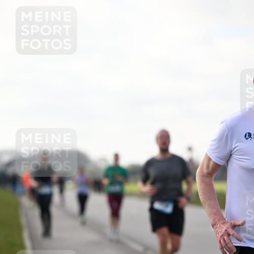 12.04.2026 - 45. Internationalen Wilhelmsburger Insellauf Dr. Thomas Lammeyer http://msf.ph/oto/9442256 12.04.2026 10:11:07 Laufen  meine-sportfotos.de