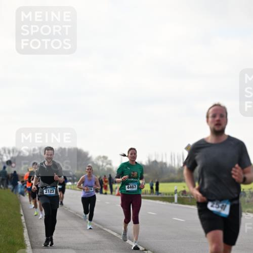 12.04.2026 - 45. Internationalen Wilhelmsburger Insellauf Dr. Thomas Lammeyer http://msf.ph/oto/9442261 12.04.2026 10:11:08 Laufen 2123 meine-sportfotos.de