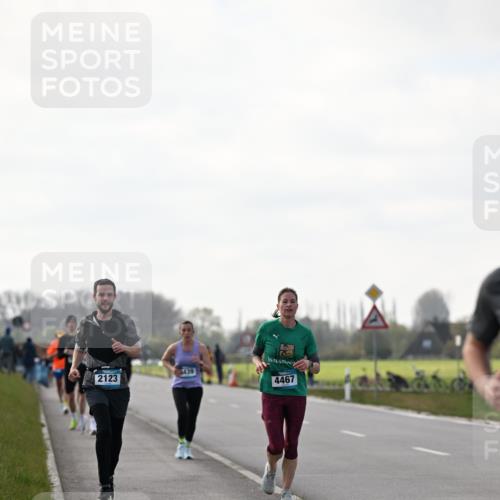 12.04.2026 - 45. Internationalen Wilhelmsburger Insellauf Dr. Thomas Lammeyer http://msf.ph/oto/9442267 12.04.2026 10:11:09 Laufen 3439, 2123, 4467 meine-sportfotos.de