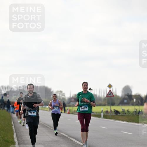 12.04.2026 - 45. Internationalen Wilhelmsburger Insellauf Dr. Thomas Lammeyer http://msf.ph/oto/9442268 12.04.2026 10:11:09 Laufen 4439, 2123, 4467 meine-sportfotos.de